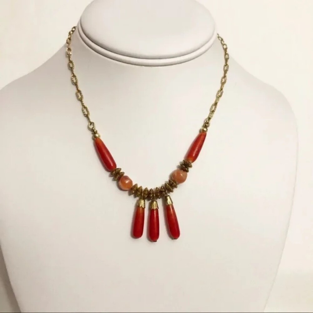 Red Beaded Dangle Necklace Gold Tone Chain